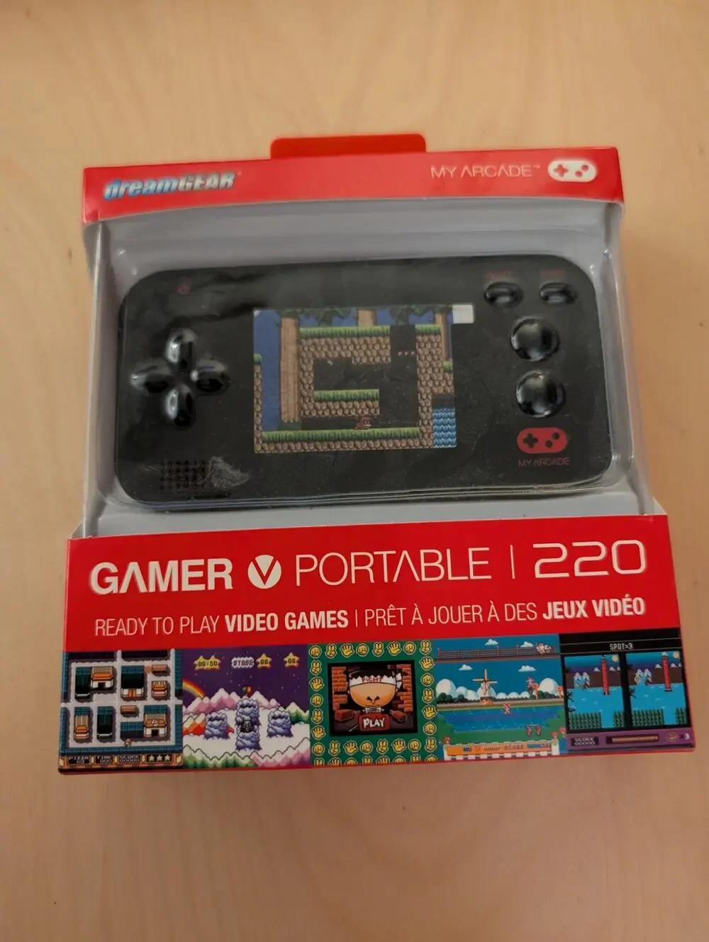 🏖️NWT DreamGear Gamer V Portable Video Game